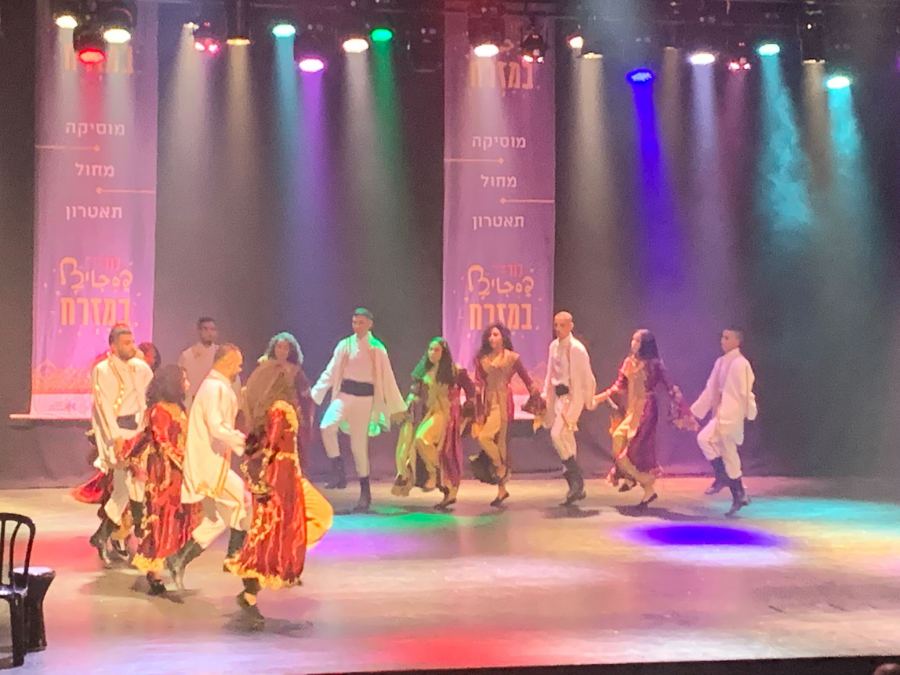 فرقة موال النصراوية تبدع في عرض ساحتنا في الجماهيري شيكاغو اللد 